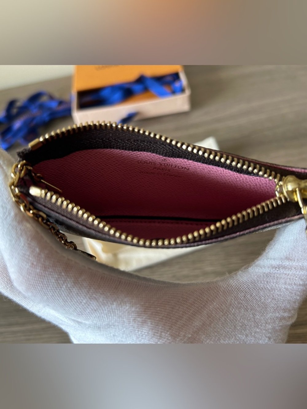 Louis Vuitton Vivienne Animation Key Cles Pouch- Paris LV boutique Place Vendôme - Picture 6 of 15